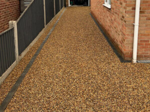 Gravel & Shingle roofing installation 2